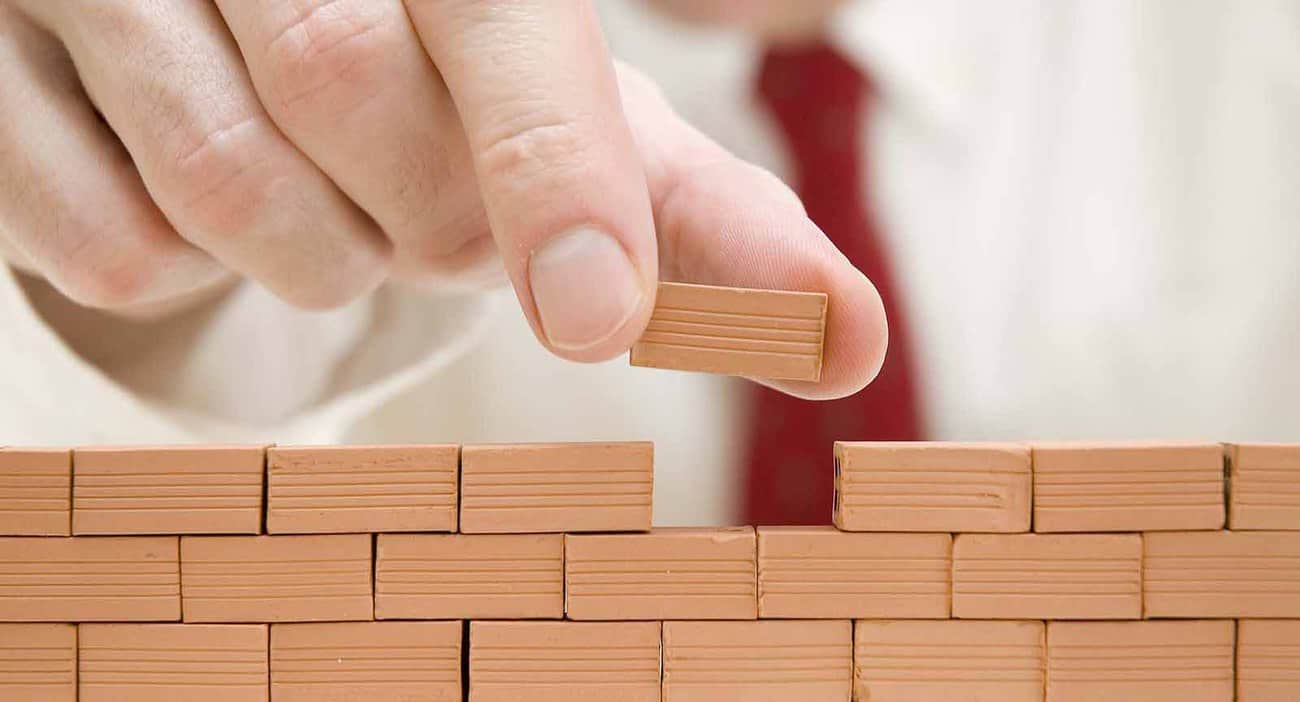 What Can a Party Wall Delay Actually Cost a Project Maidstone?